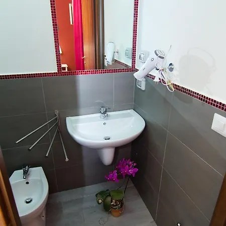 Tifeo Bed & Breakfast *