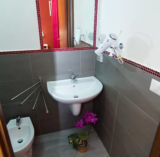 Tifeo Bed & Breakfast 4*